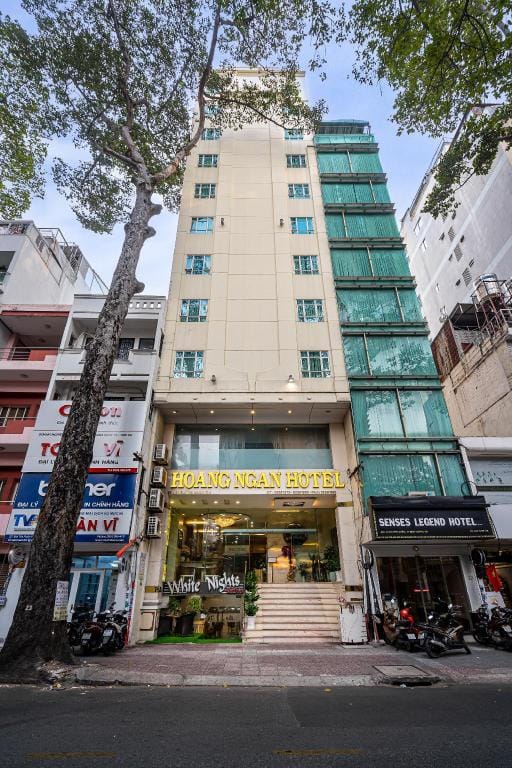 Khách sạn gần sân bay Tân Sơn Nhất giá bình dân